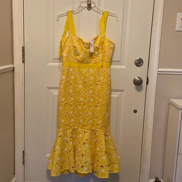 J. Crew | Dresses | J Crew Eyelet Canary Yellow Floral Midi Dress With Flounce Hem Size 4 Bow Ties | Poshmark J. Crew | Dresses | J Crew Eyelet Canary Yellow Floral Midi Dress With Flounce Hem Size 4 Bow Ties | Poshmark